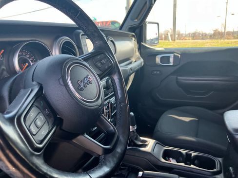 Used 2020 Jeep Wrangler Unlimited Sport S image 9