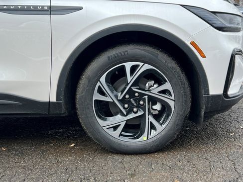 New 2026 Lincoln Nautilus Premier w/ Equipment Group 102A image 5