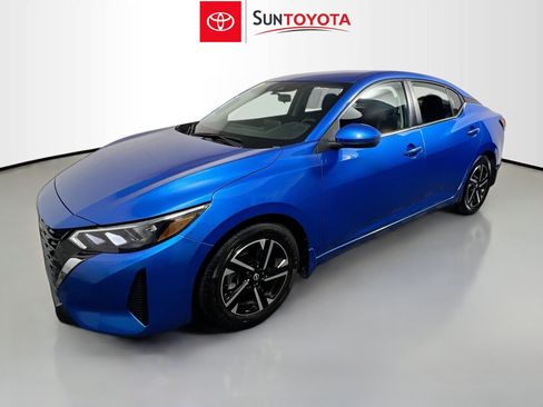 Used 2024 Nissan Sentra SV FWD image 9