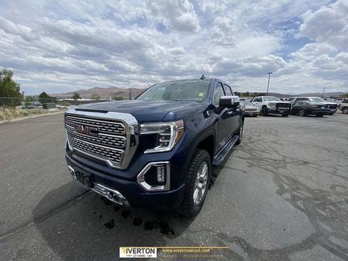 Used 2023 Cadillac Escalade Sport AWD/4WD image 1