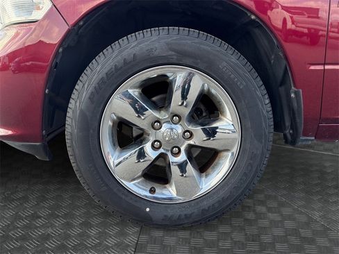 Used 2019 RAM 1500 Express w/ Express Value Package image 14