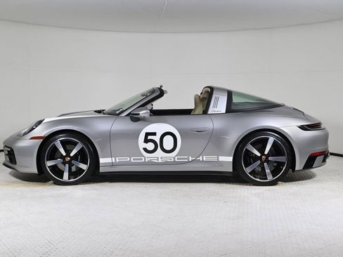 Certified 2021 Porsche 911 Targa 4S image 2