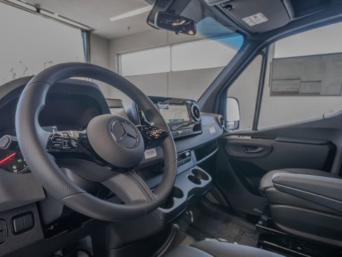 New 2026 Mercedes-Benz Sprinter 2500 image 6
