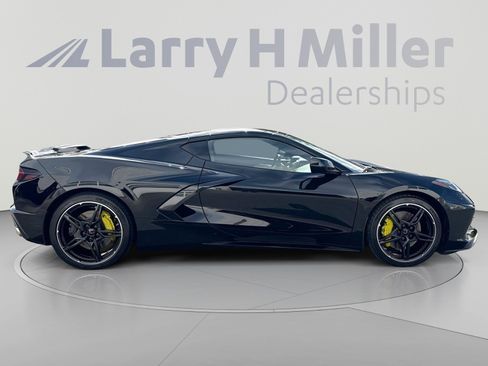 Certified 2020 Chevrolet Corvette Stingray Premium Cpe w/ 3LT Preferred Equipment Group RWD image 9