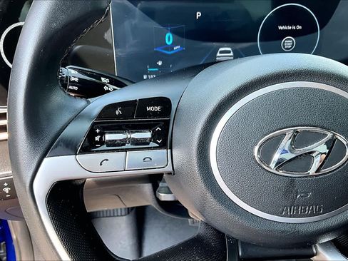 Used 2023 Hyundai Elantra SEL w/ Convenience Package FWD image 22