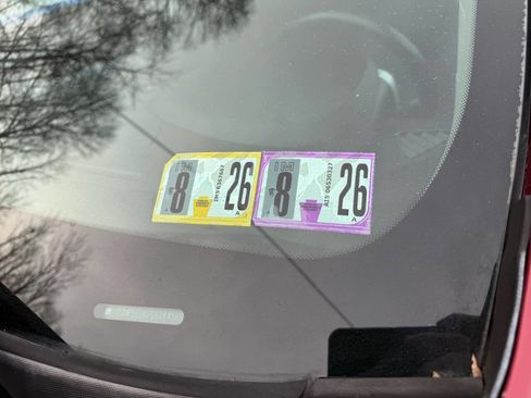 Used 2012 Chevrolet Equinox LT w/ Driver Convenience Package image 3