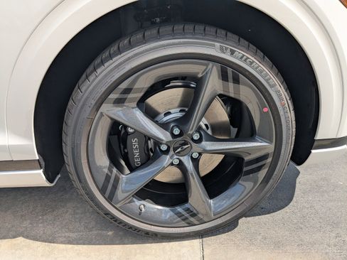 New 2026 Genesis GV70 3.5T Sport Prestige AWD/4WD image 9