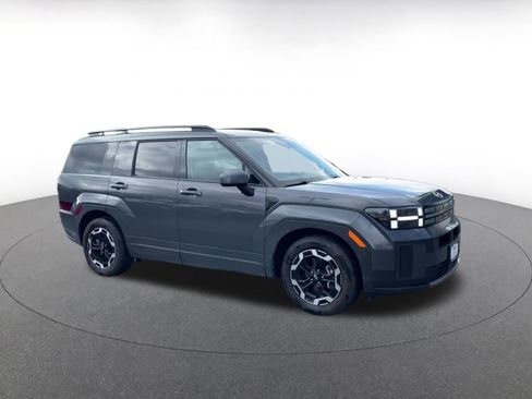 Used 2025 Hyundai Santa Fe SEL image 2