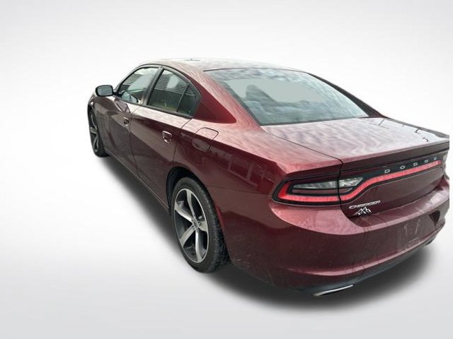 Used 2017 Dodge Charger SE RWD image 9