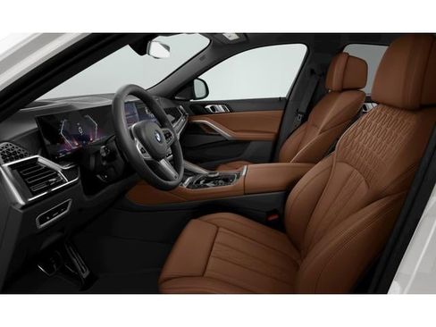 New 2026 BMW X6 xDrive40i w/ Climate Comfort Package image 6