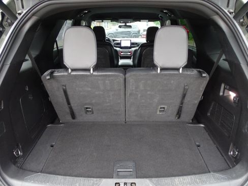 Used 2020 Ford Explorer AWD XLT w/ Equipment Group 202A image 43