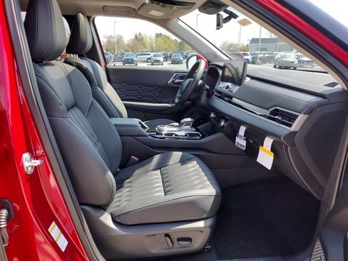 New 2026 Mitsubishi Outlander SEL AWD/4WD image 12