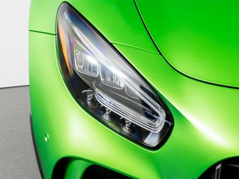Used 2020 Mercedes-Benz AMG GT R image 22