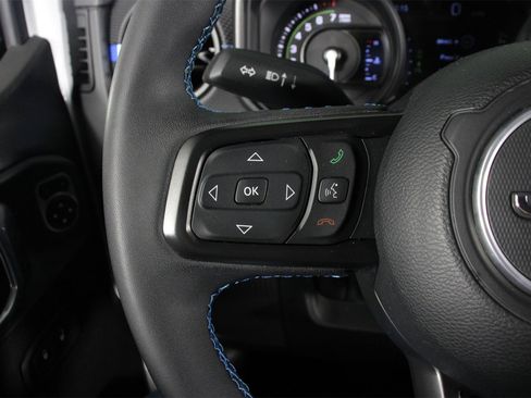 Used 2024 Jeep Wrangler Unlimited Rubicon 4xe w/ Technology Group image 10