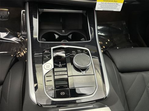 New 2026 BMW X5 xDrive40i w/ M Sport Package AWD/4WD image 23