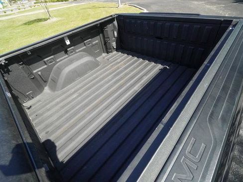 Used 2024 GMC Sierra 1500 SLT w/ SLT Premium Plus Package image 14