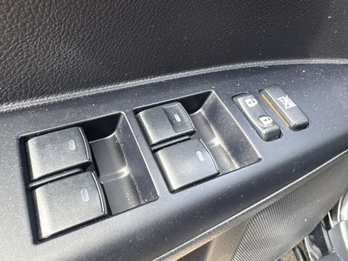 Used 2015 Lexus CT 200h w/ Navigation Package image 10