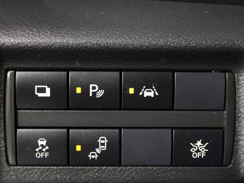 Certified 2025 Nissan Kicks Play S FWD image 22