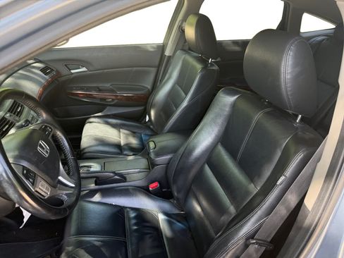 Used 2011 Honda Crosstour EX-L image 11