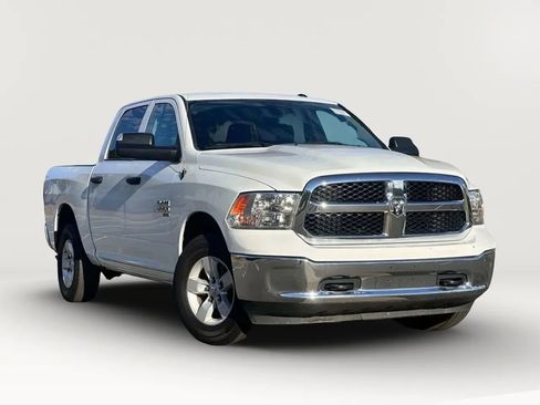 Used 2022 RAM 1500 Tradesman w/ Chrome Appearance Group AWD/4WD image 4