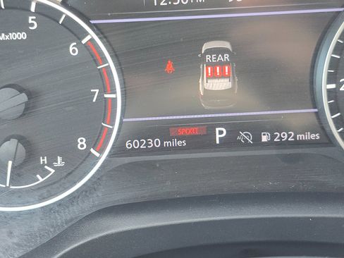 Used 2024 Nissan Rogue SV FWD image 33