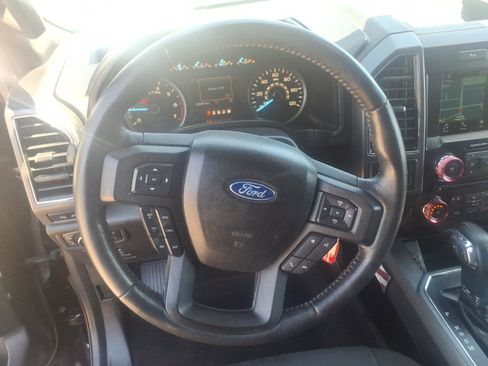 Used 2018 Ford F150 XLT w/ Equipment Group 302A Luxury AWD/4WD image 4