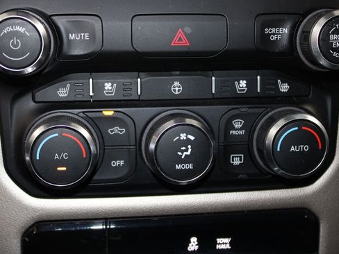 Used 2021 RAM 1500 Laramie RWD image 45