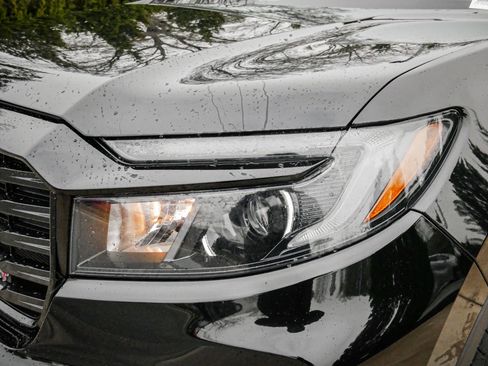 Certified 2021 Honda Ridgeline Sport image 6