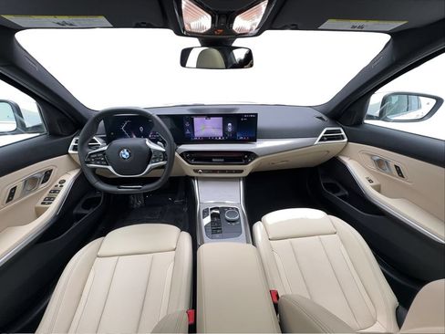 Used 2026 BMW 330i Sedan RWD image 39
