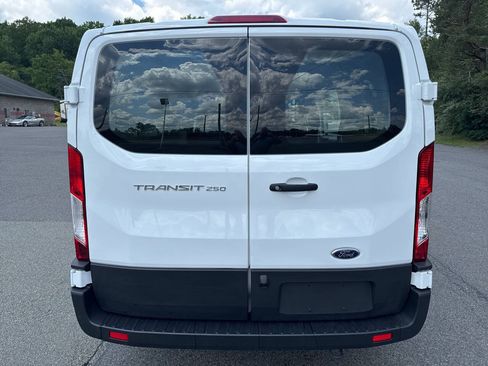 Used 2025 Ford Transit 250 Low Roof w/ Exterior Upgrade Package RWD image 5