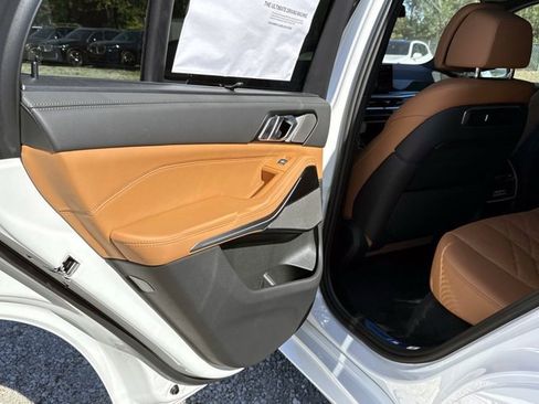 New 2026 BMW X5 M60i AWD/4WD image 13