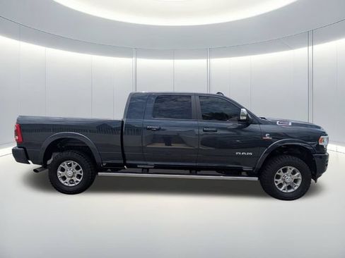 Used 2022 RAM 2500 Laramie AWD/4WD image 6