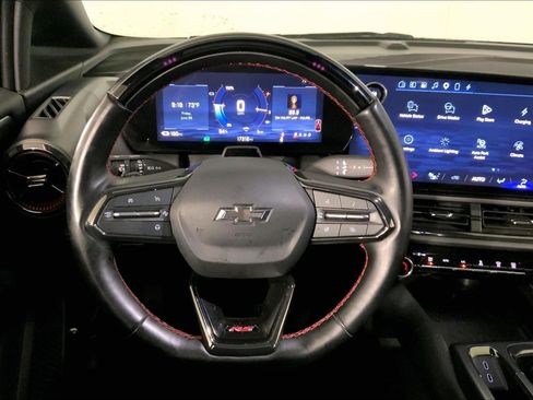Used 2024 Chevrolet Equinox EV RS FWD image 5