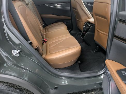 Used 2022 Lincoln Nautilus Reserve image 26