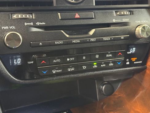 Used 2019 Lexus RX 350 AWD w/ Navigation Package image 47