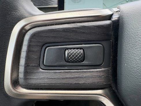 Used 2024 Rivian R1S Adventure AWD/4WD image 38