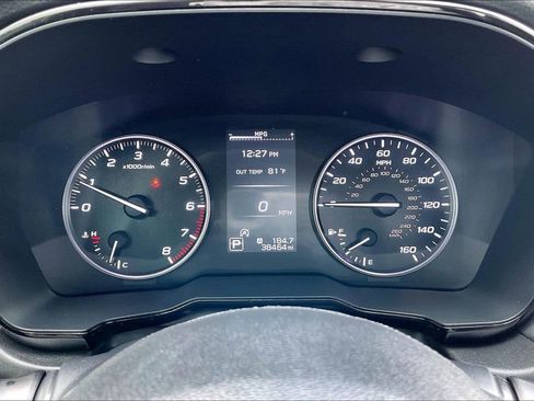 Used 2022 Subaru Outback Premium image 12