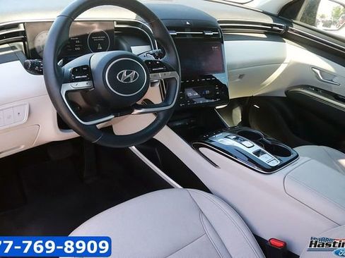 Used 2022 Hyundai Tucson Limited AWD/4WD image 12