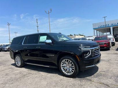New 2026 Chevrolet Suburban Premier w/ Sun And Tow Package