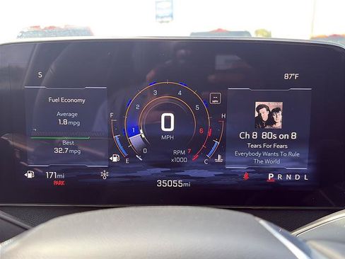 Used 2024 Chevrolet Traverse LT w/ Midnight/Sport Edition FWD image 17