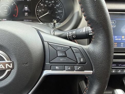 Certified 2022 Nissan Kicks SR FWD image 17