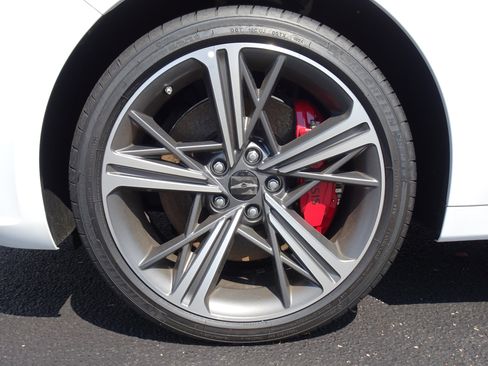 New 2025 Genesis G70 2.5T w/ Sport Prestige Package image 20