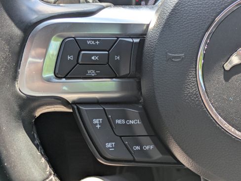 Used 2019 Ford Mustang GT RWD image 28