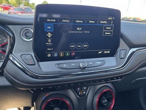 Used 2025 Chevrolet Blazer RS AWD/4WD image 6
