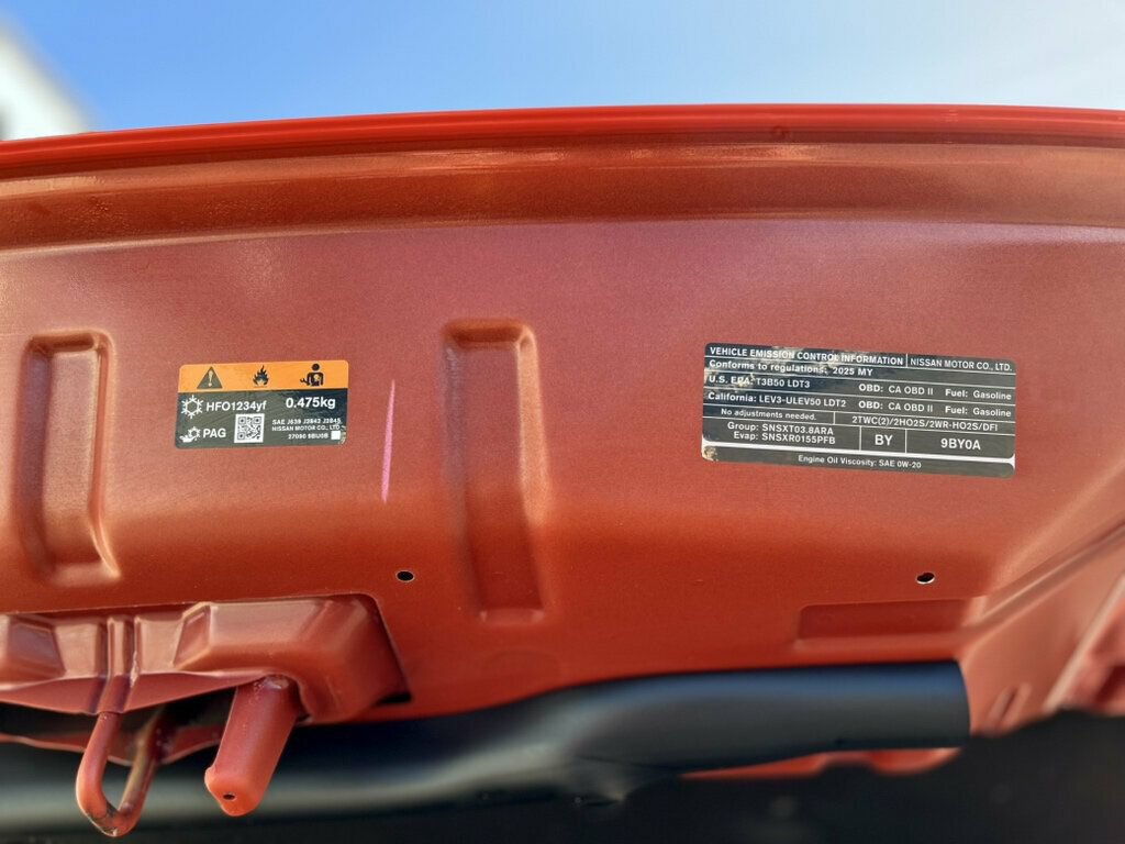 Used 2025 Nissan Frontier PRO-4X w/ Pro Convenience Package AWD/4WD image 10