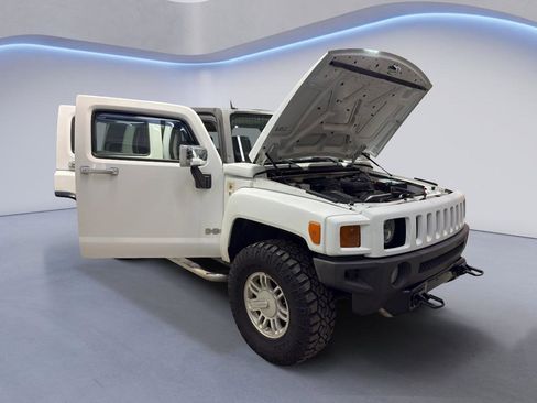Used 2008 HUMMER H3 Luxury image 7