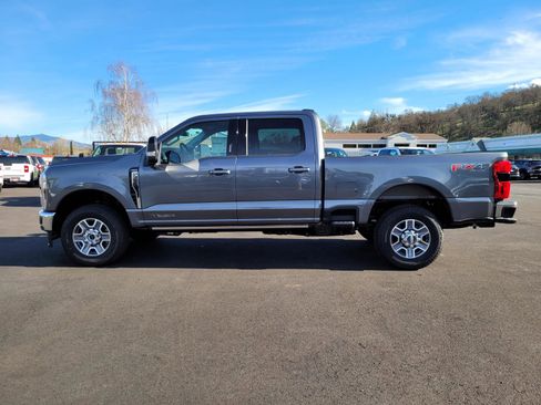 New 2026 Ford F350 Lariat w/ FX4 Off-Road Package AWD/4WD image 8