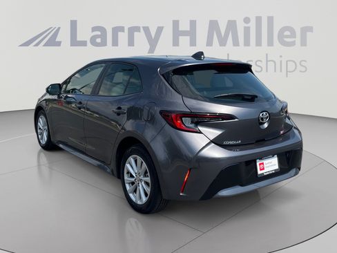 Used 2024 Toyota Corolla SE FWD image 3
