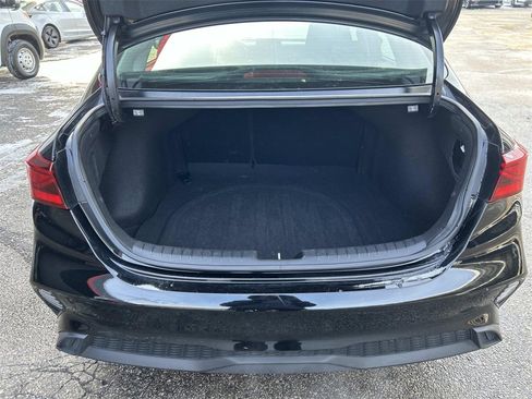 Used 2024 Kia Forte LXS image 13