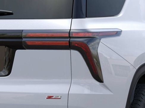New 2026 Chevrolet Traverse Z71 w/ Driver Confidence Package AWD/4WD image 11